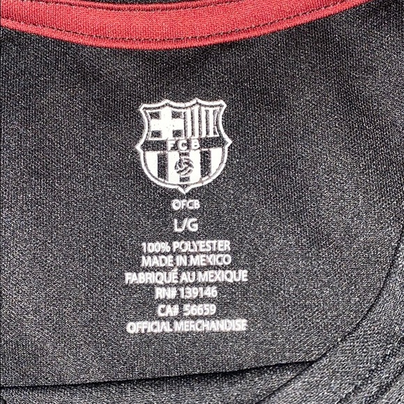 Messi - Picture 3 of 3